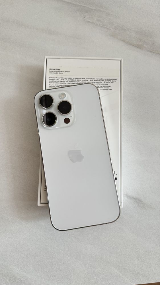 iPhone 14pro, 512gb, white (белый). E-sim