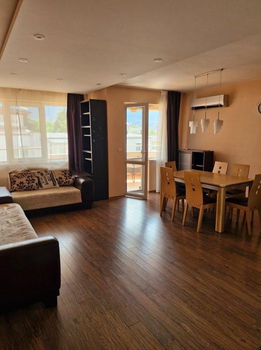 Дава се под наем Двустаен апартамент в София, Витоша - 90 кв.м за 664 € - Снимка #1