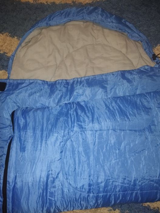 Sac de dormit tip mumie ,de 1 persoană,ca nou