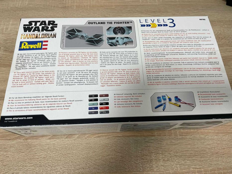 Macheta de asamblat Star Wars Mandalorian Outland Tie Fighter Revell