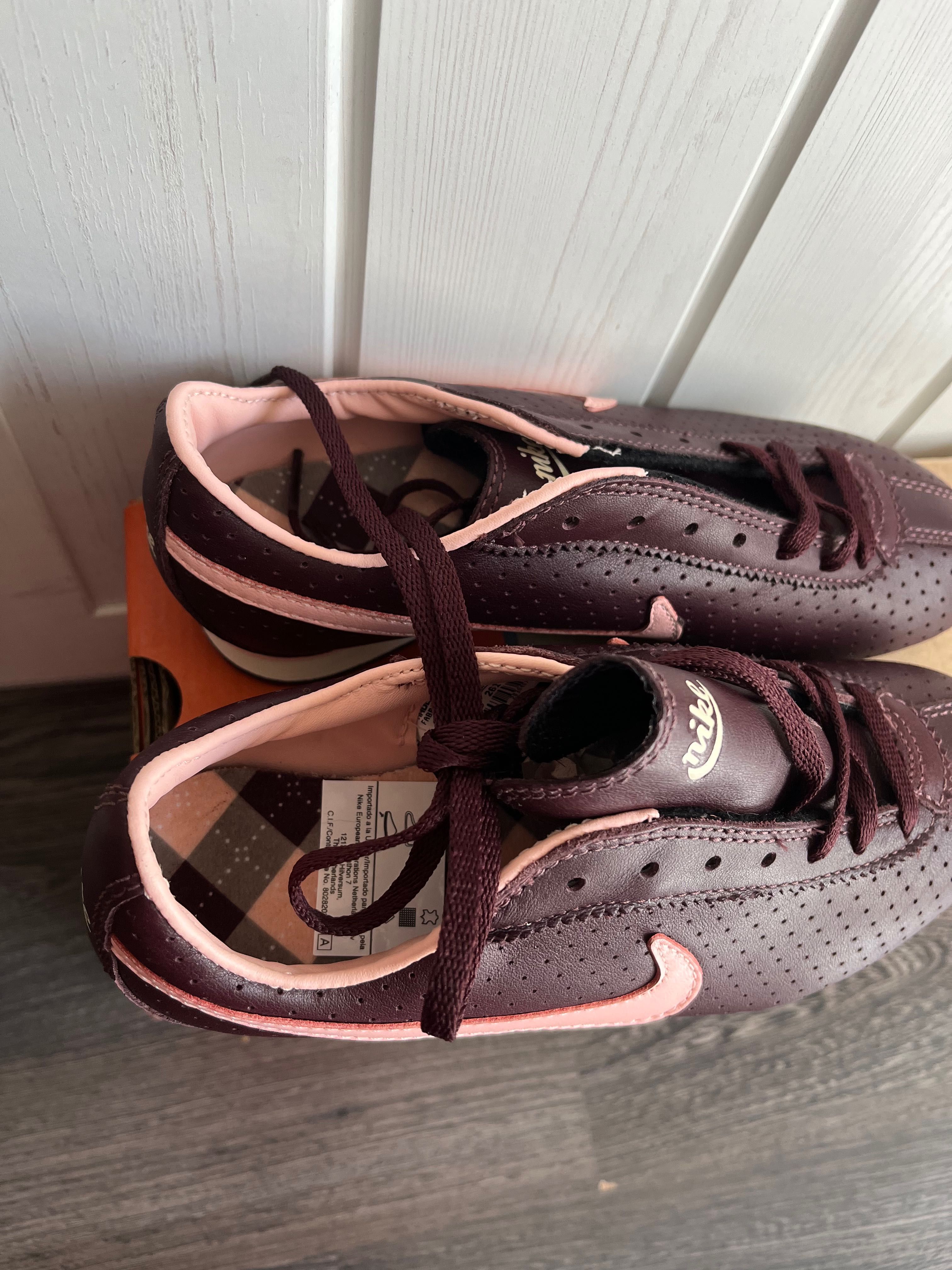NIKE Оригинални Дамски маратонки, номер 38,5