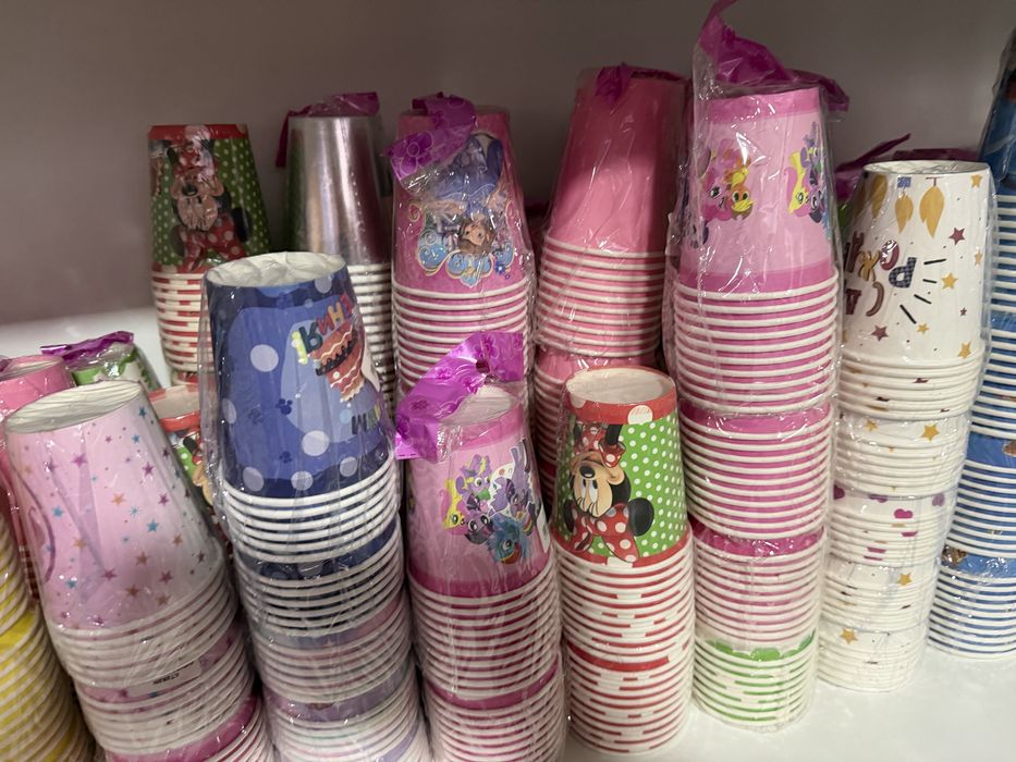 Одноразовые стаканы