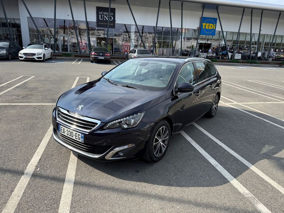 Peugeot 308 Peugeot 308,Faruri FULL LED,Camera
