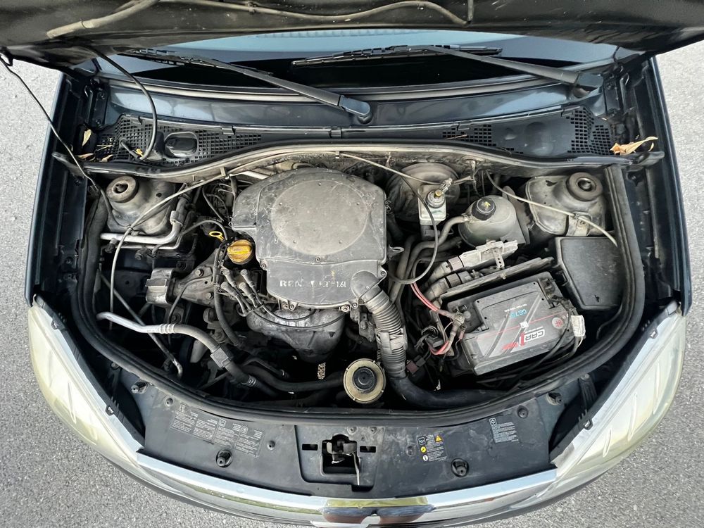 Vand Dacia Sandero 1.6 benzina si gaz