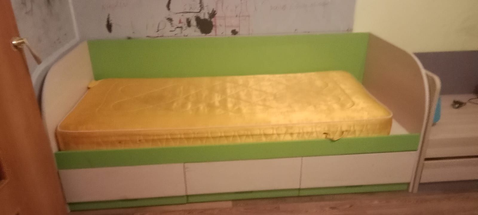 Подростковая кровать
