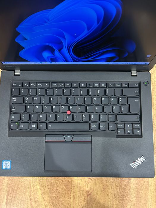 Като нов! Лаптоп Lenovo ThinkPad Т460 i5/8GB/256GB с 3 мес. гаранция!