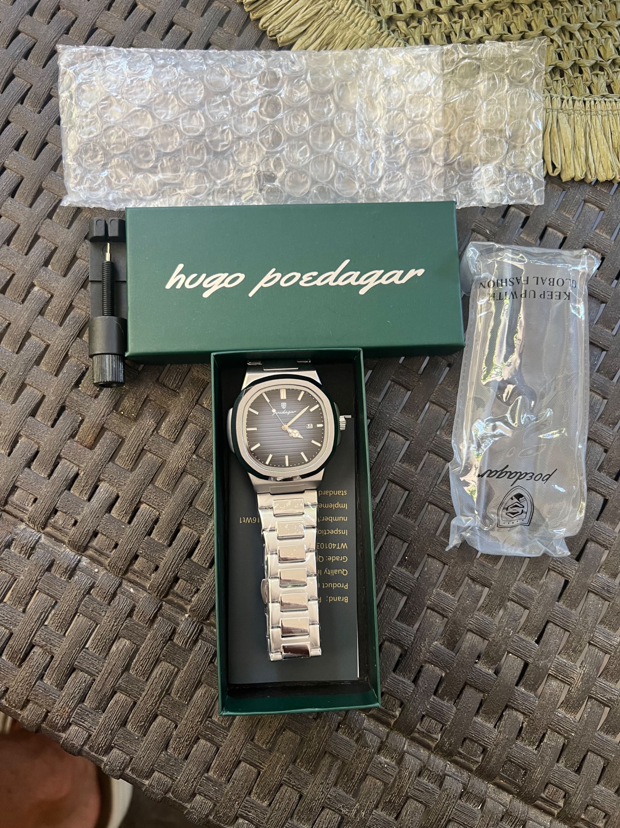 Часовник Hugo Poedagar