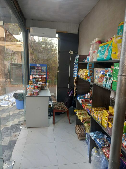 Готовый бизнес продается. Магазин рядом метро Олмос в военном городке.