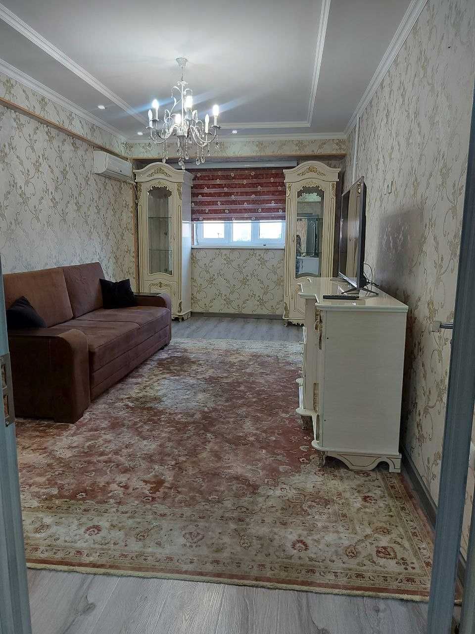 Продам квартиру на Ц5 3/8/9  Своя, срочно. Egasi, zudlik sotiladi