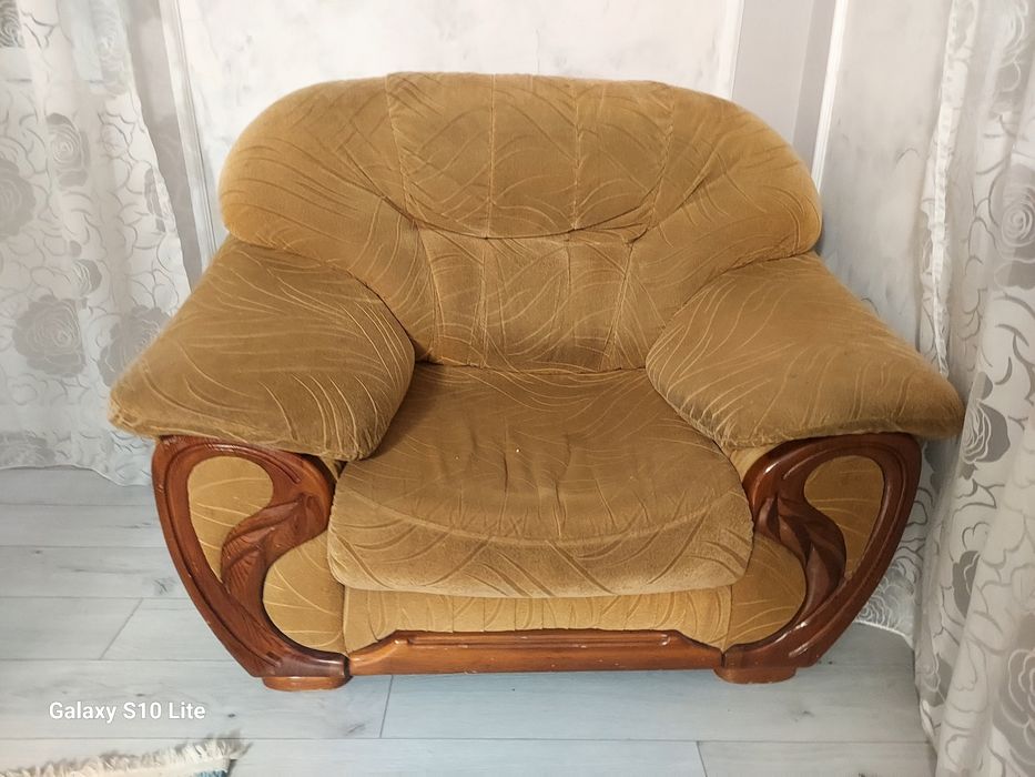 Кресло большое  антиквариат