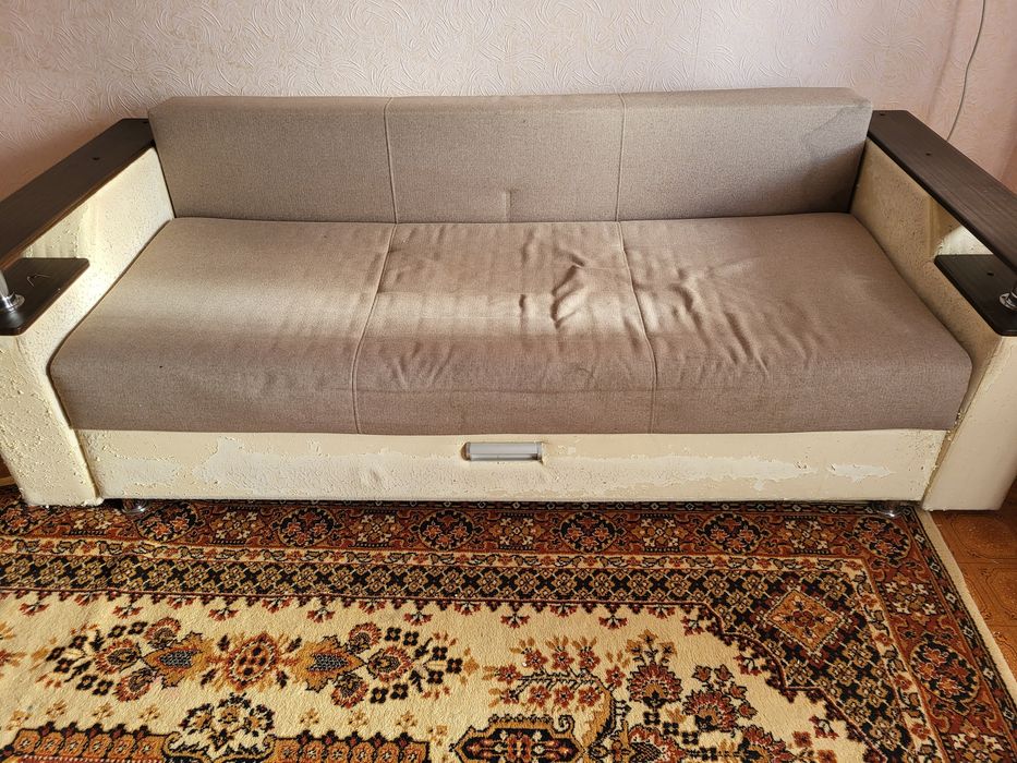 Отдам диван бесплатно. САМОВЫВОЗ!!!