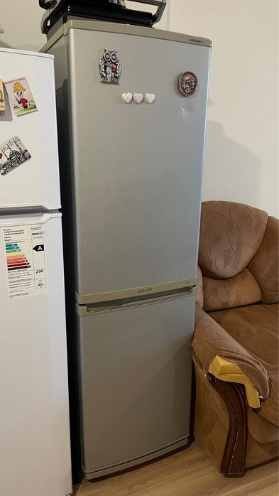 Продам 2 холодильника