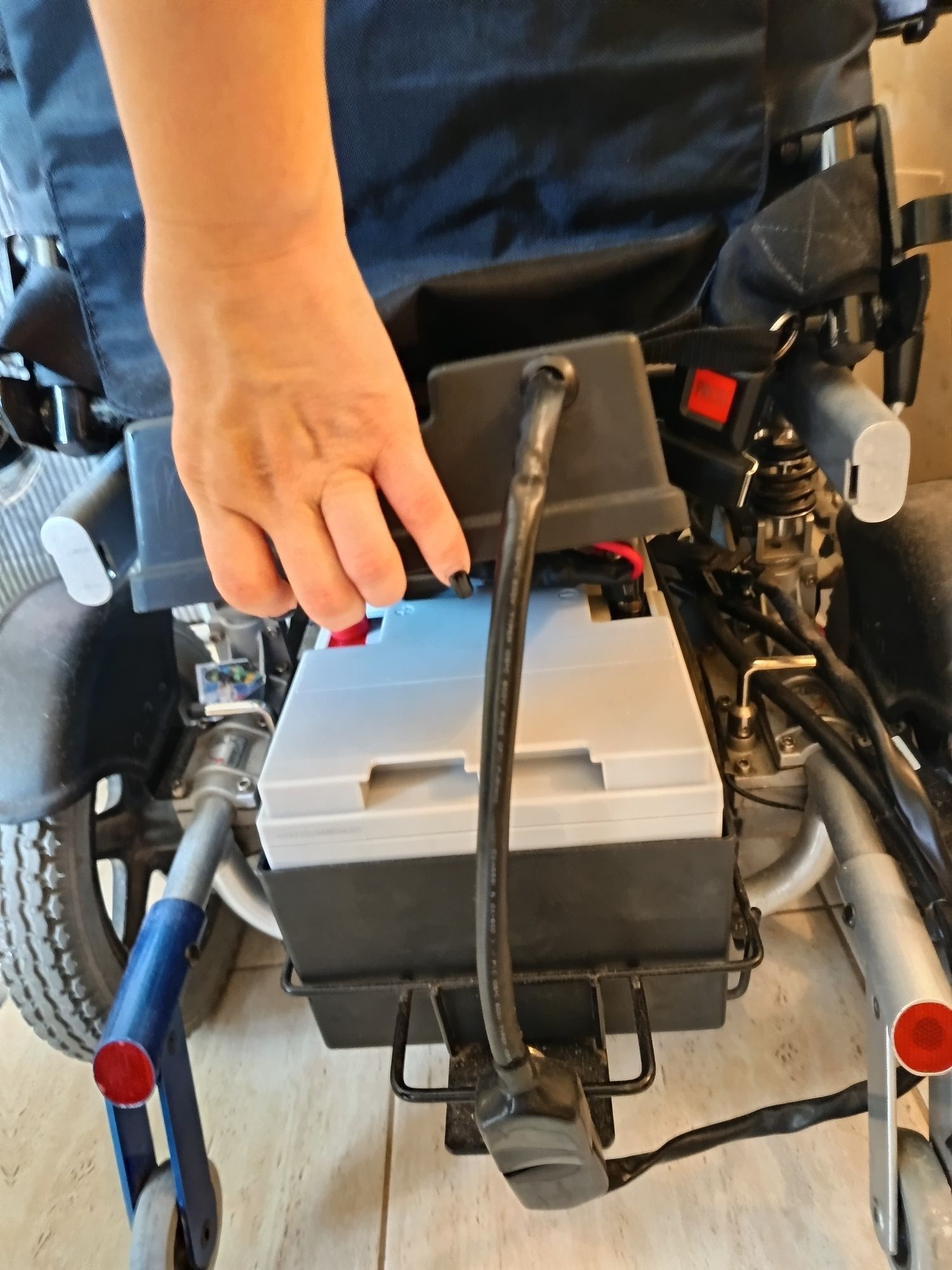 Carucior electric Invacare