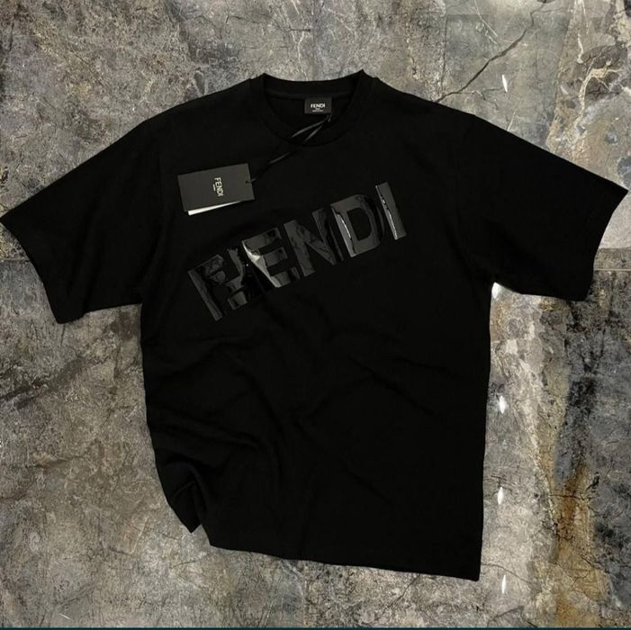 Мъжки тениски различни модели