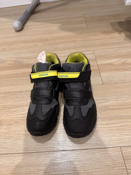 Детские ботинки на мальчика