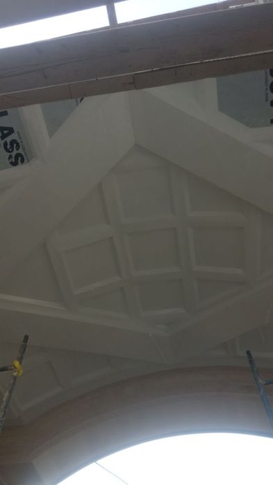 Alyukabond, Alikafon