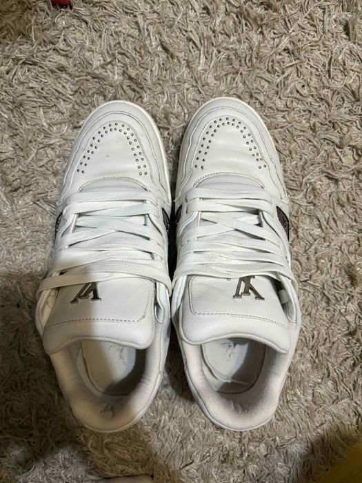 Adidasi Louis Vuitton