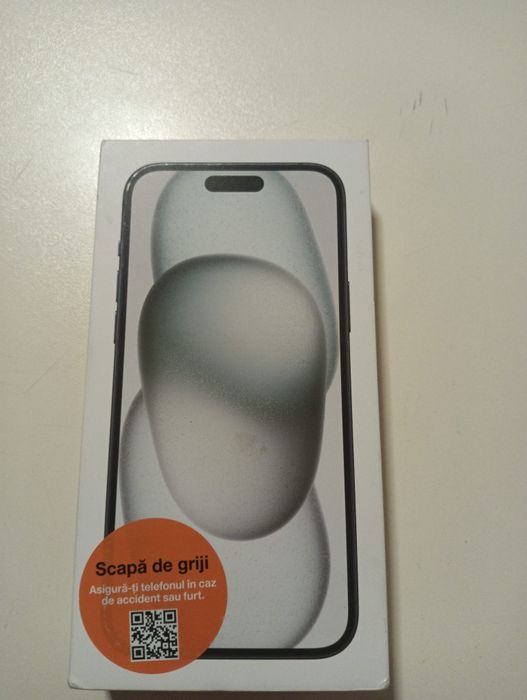 Vând iPhone 15 plus