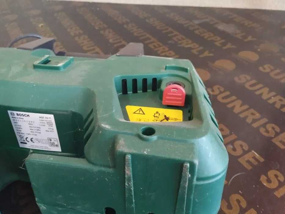 Водоструйка BOSCH чисто нова без маркуч и пистолет