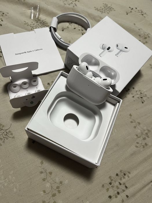 Casti AirPods Pro 2 - Noi - Deschise pentru Poza