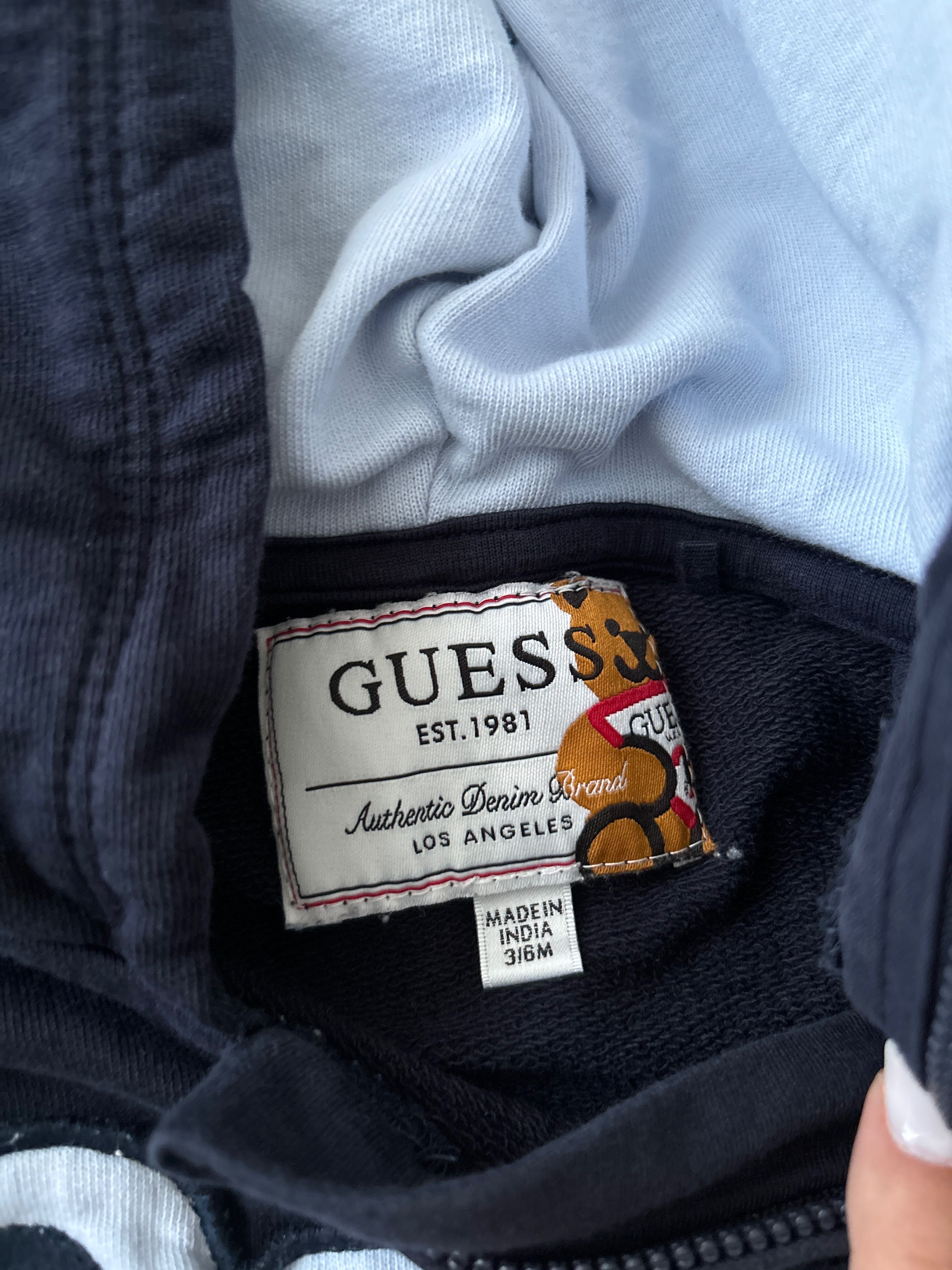 Бебешки комплект Guess
