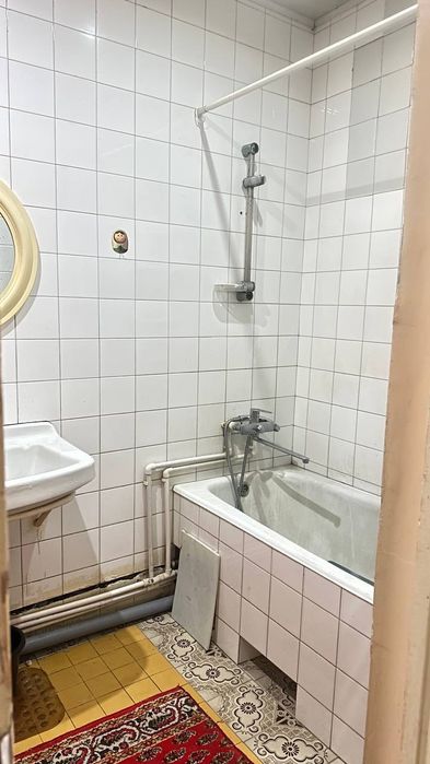 Квартира в Центре Интерпол, м. Космонавтов,  ЦУМ   Пл. 73кв