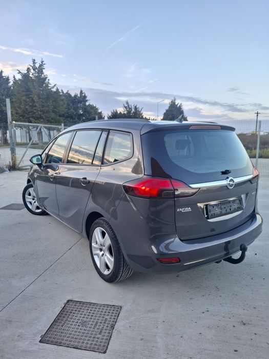 Opel Zafira Tourer 2.0