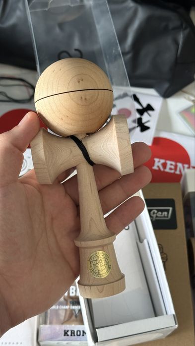 Kendama legaxis naty