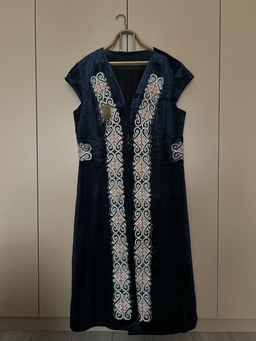 Продам камзолы , новые .