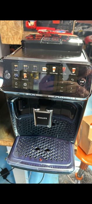 Philips latte go 5500 SIGILATE  cu 0 cafele