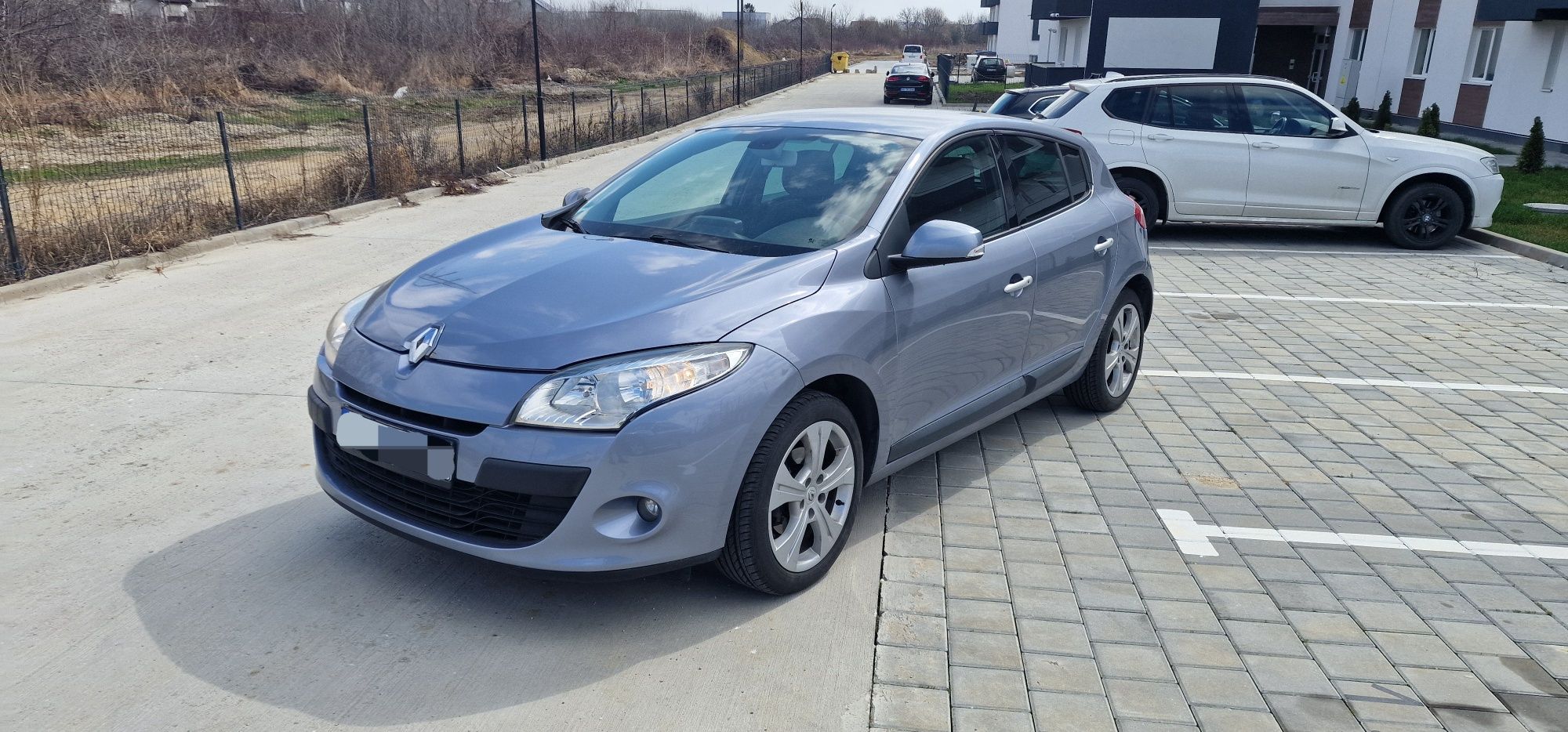 Vând Renault Megane 3 hatchback