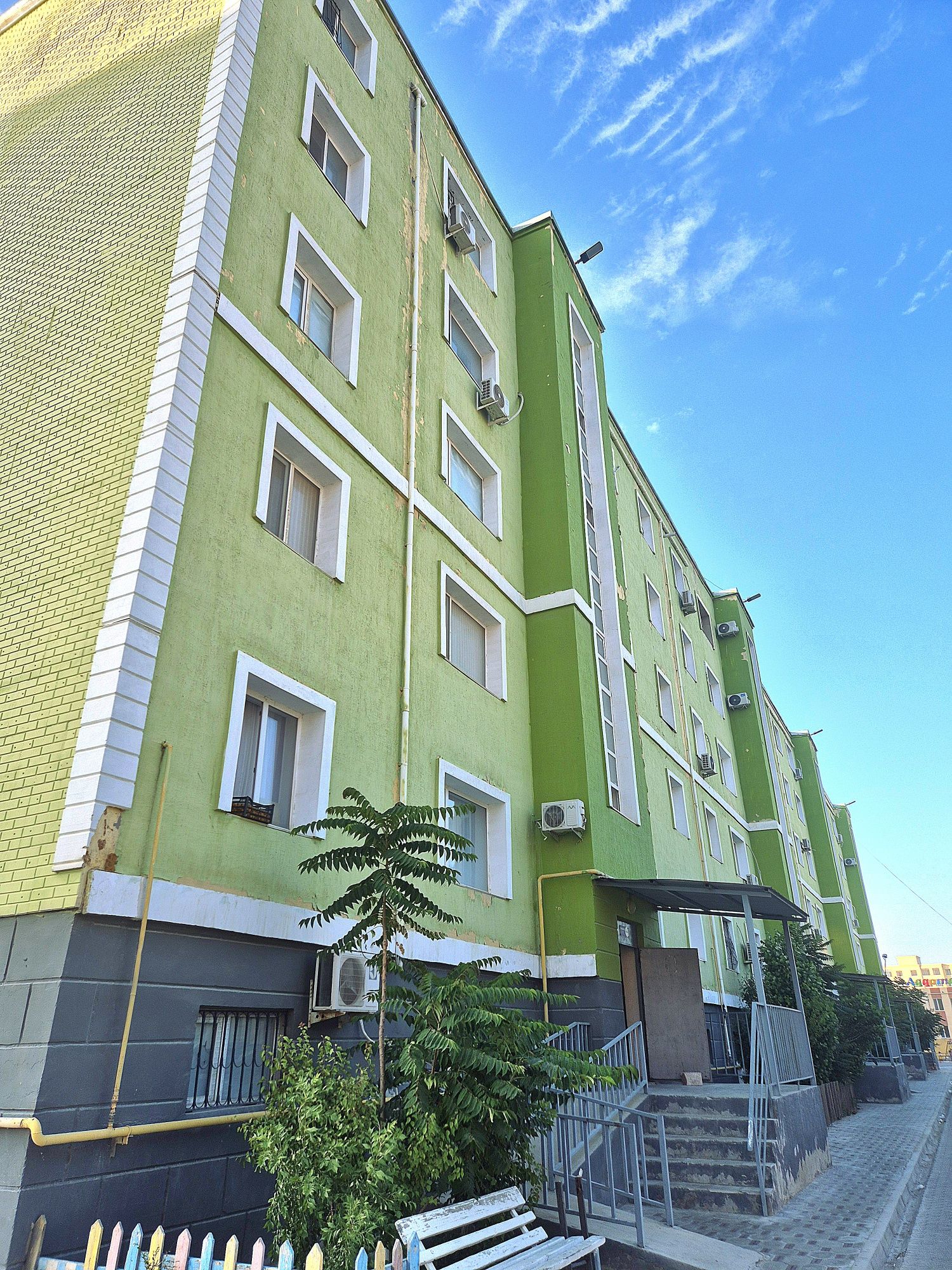 Үй сатылады 32в микрорайон 83 дом