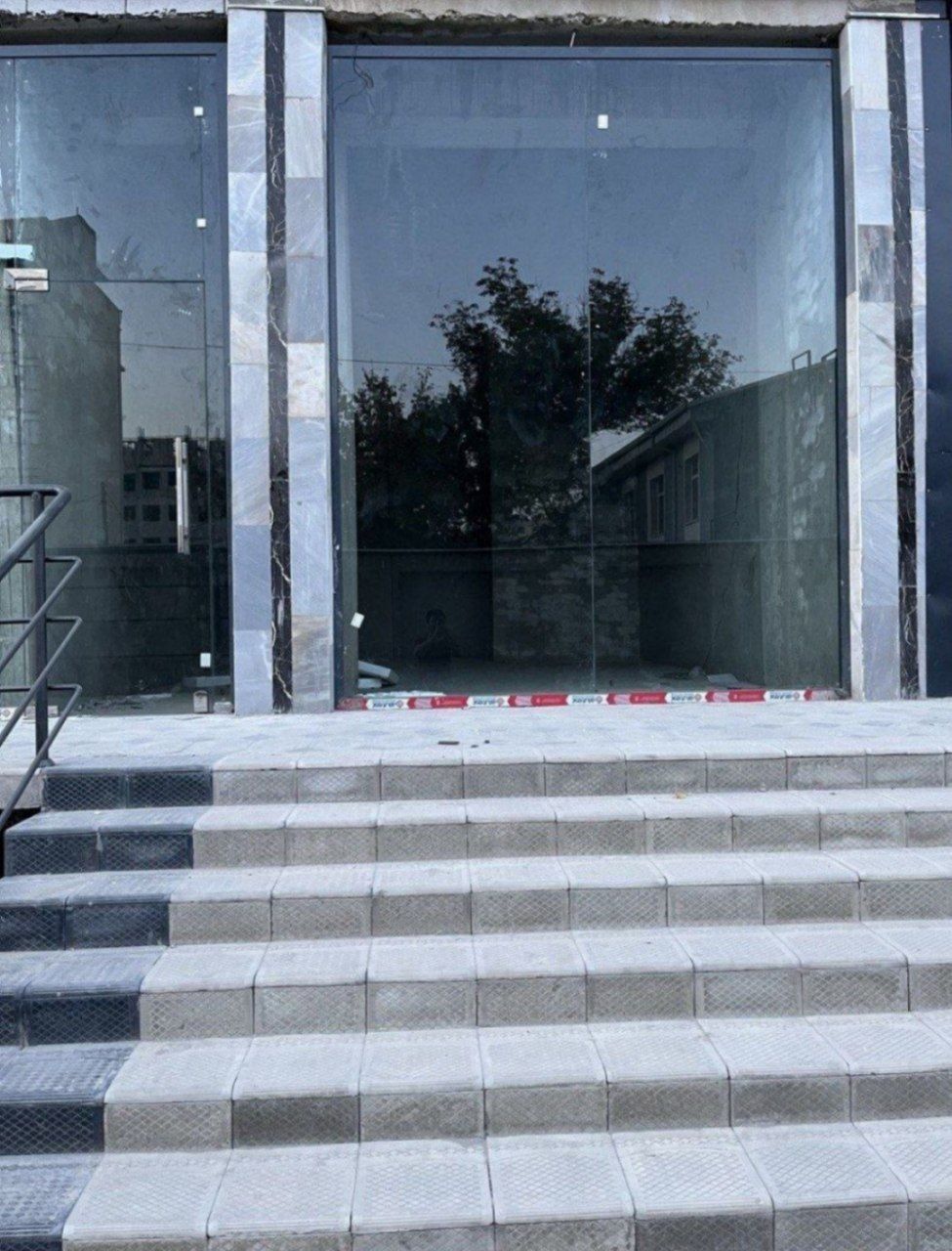 Срочно! Продаётся  коммерческое помещение.