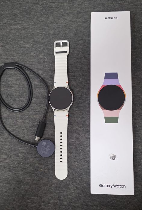 Smartwatch samsung galaxy watch 7 LTE nou