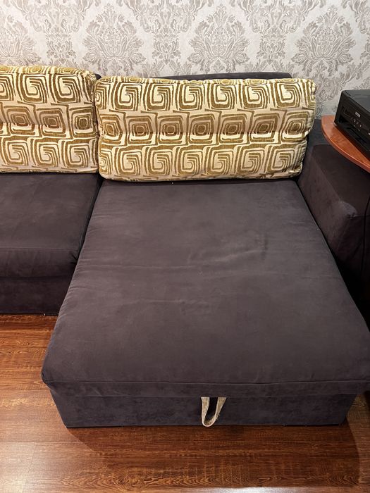 Диван, размер 3,5х0,9