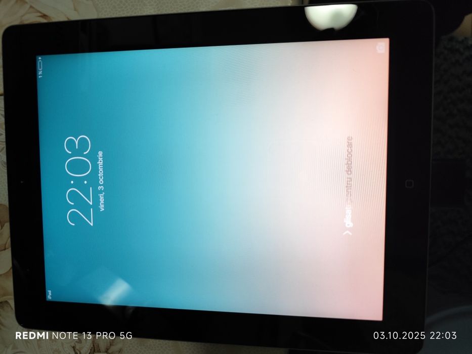 Tablete iPad și samsung