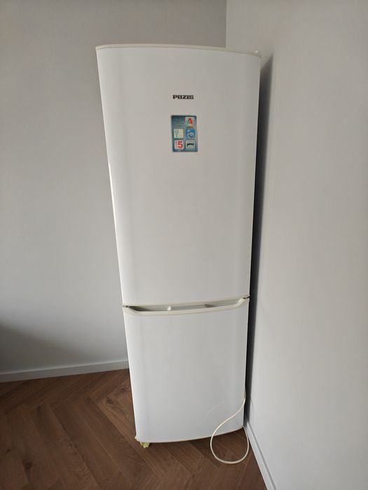 Холодильник бу Pozis