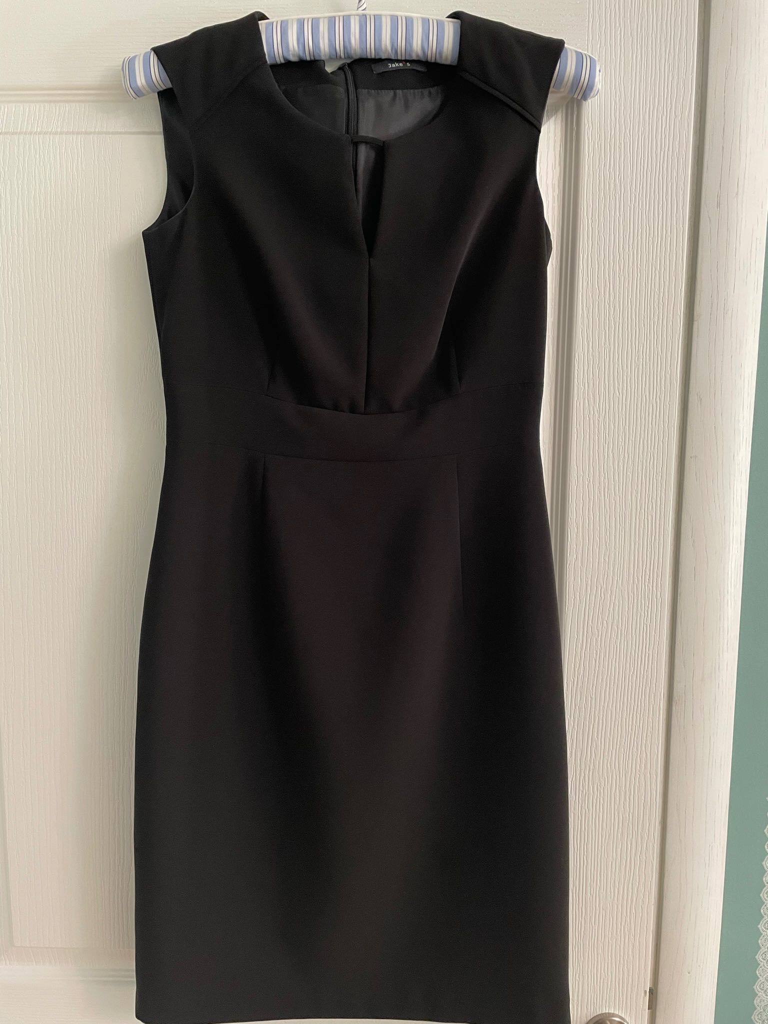 Rochie Jakes’s, Peek&Cloppenburg, măsura 34,