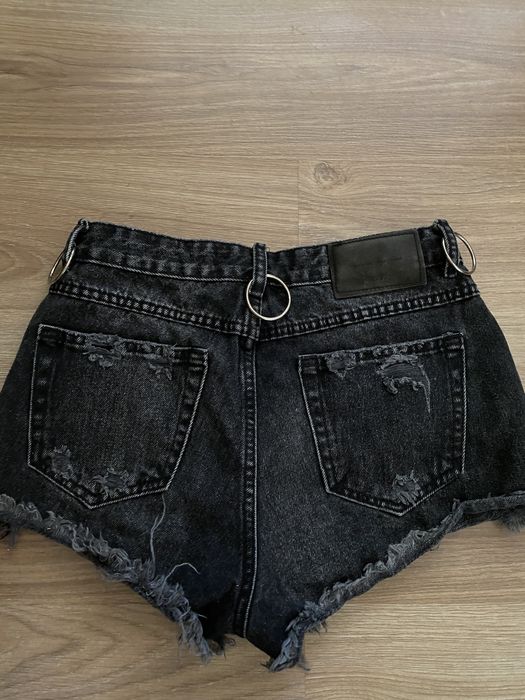 Къси панталонки Zara