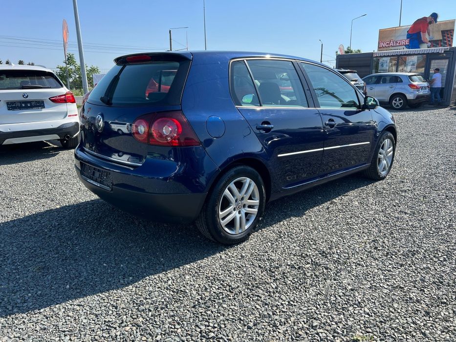 Volkswagen Golf Mk5 Edition - 1.6MPI 102CP - Chrome / Clima!