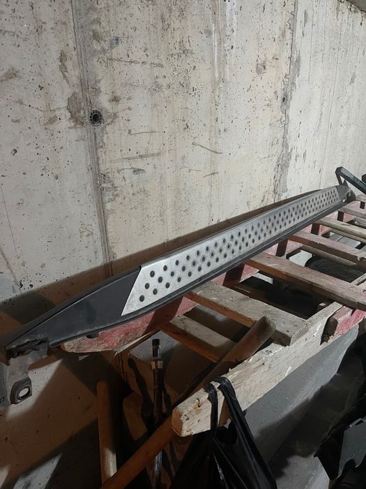 Ляв Праг лява стапенка за BMW X5 Е 70