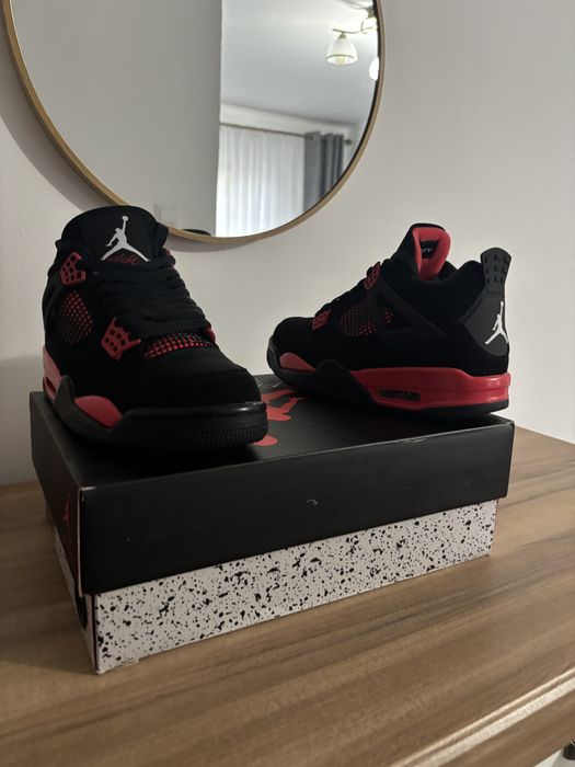 Jordan 4 Red Thunder