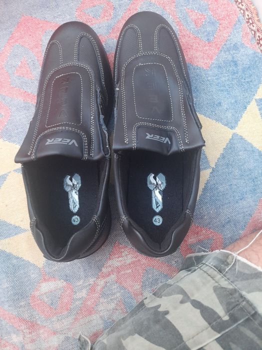 Adidași Veer Noi