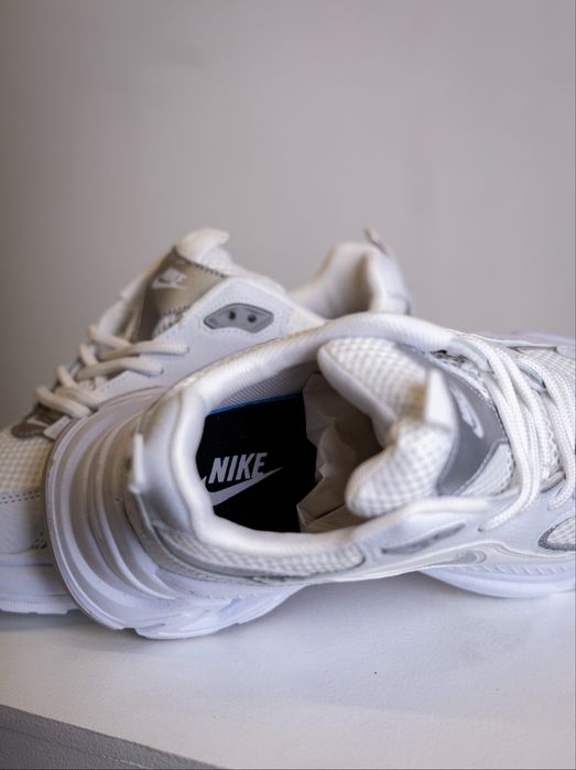 Дамски маратонки Nike