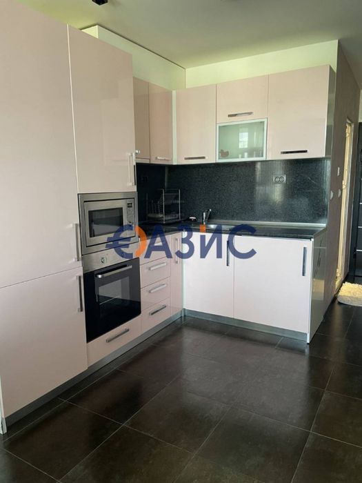 Продава се Тристаен апартамент в к.к. Слънчев бряг - 133 кв.м за 1400 €/кв.м - Снимка #6