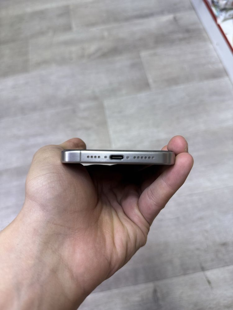iPhone 15 pro max dual