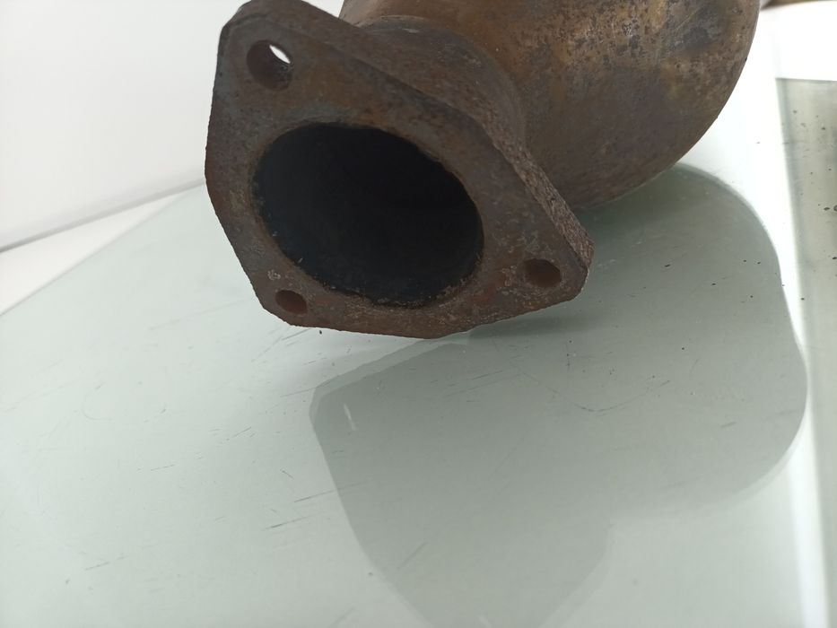 Dezmembrez Catalizator de pe Audi A4 B6 2001-2004