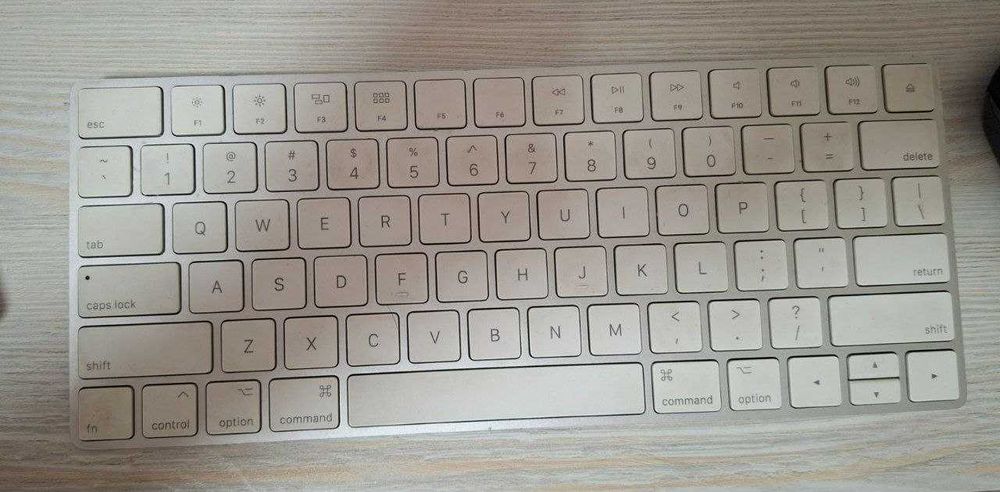 Apple Magic Keyboard сотилади
