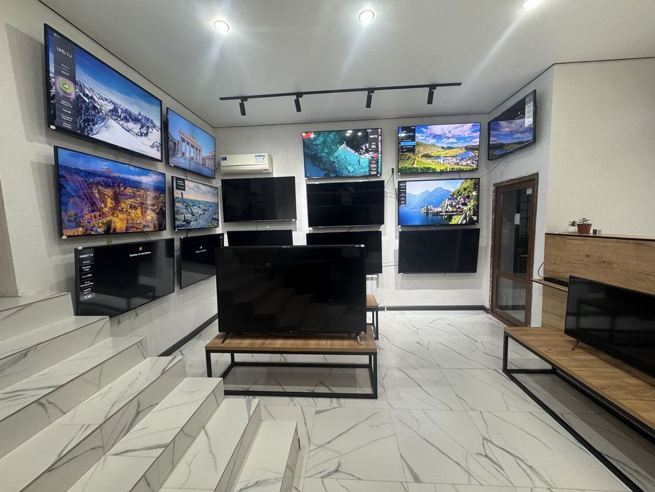 Ультратонкий 50" Samsung UE50AU8000 Smart TV,(127сm),4K Crystal UHD.