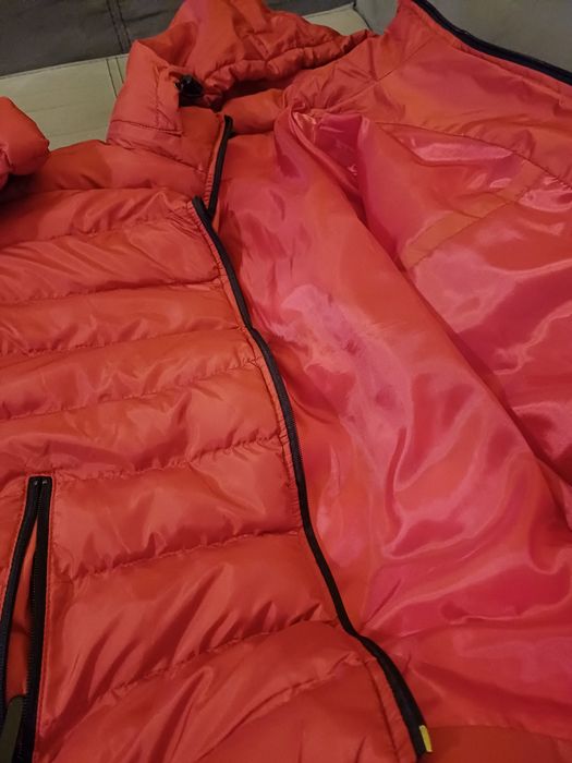 Чисто ново олекотено дамско яке